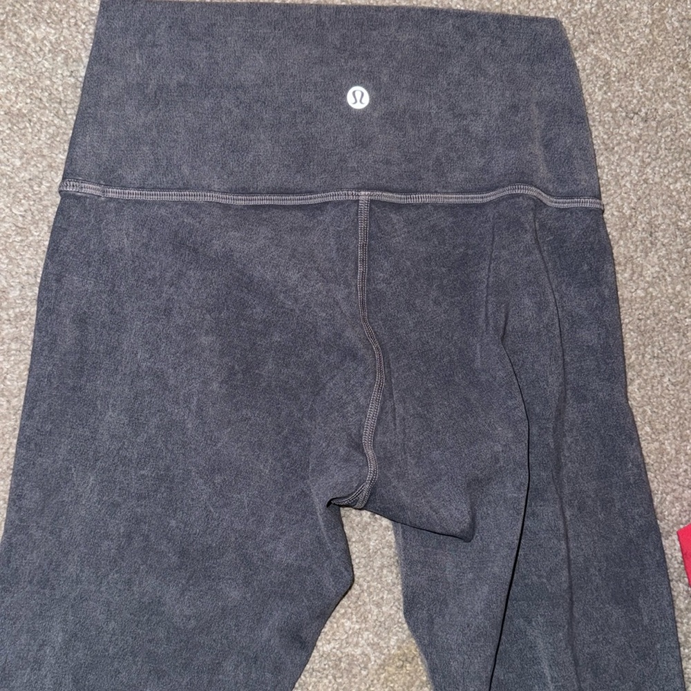 Grey Lululemon legging